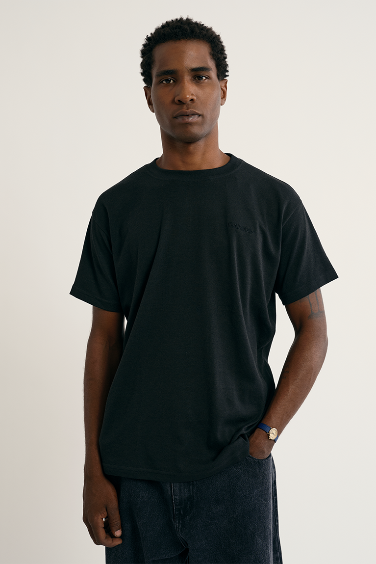 Heavy T-Shirt Embroidered Logo - Black