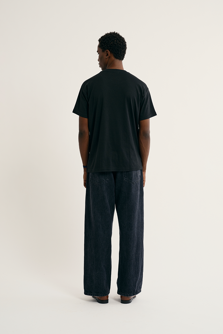 Heavy T-Shirt Embroidered Logo - Black