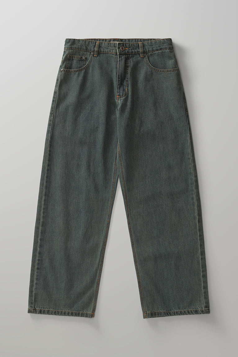 Standard Washed Jeans