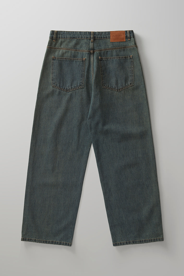 Standard Washed Jeans