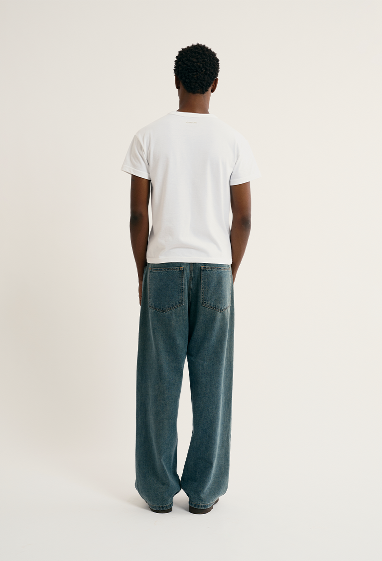 Standard Washed Jeans