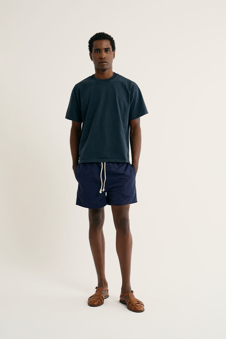 Standard Shorts - Navy - hover